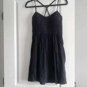 American Eagle cross back lace flowy dress navy